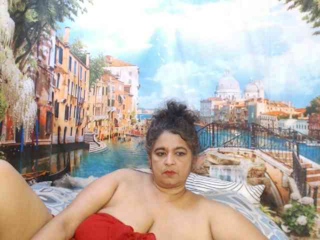 Indianstar75 webcam