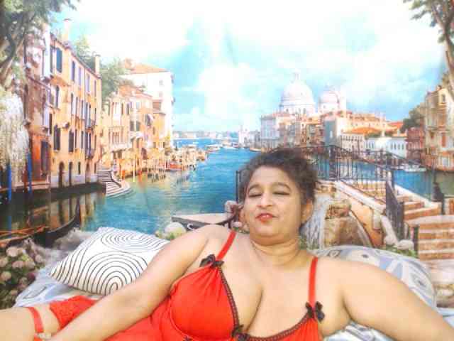 Indianstar75 webcam