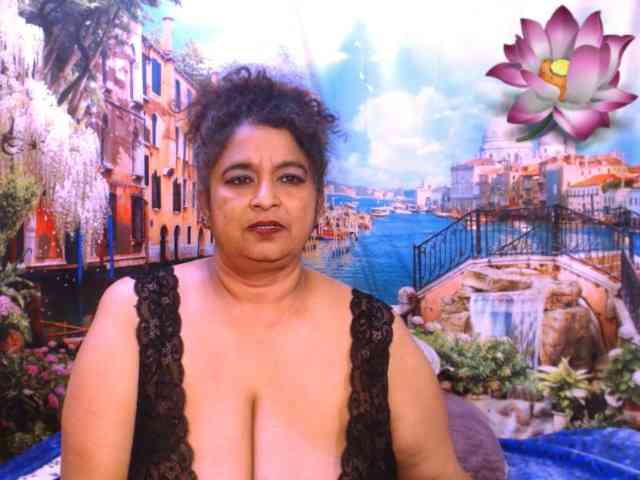 Indianstar75 webcam