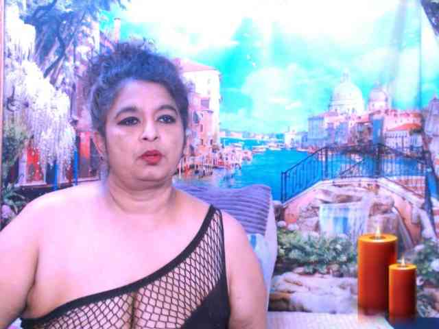 Indianstar75 webcam