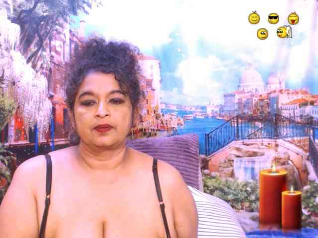 Indianstar75 webcam