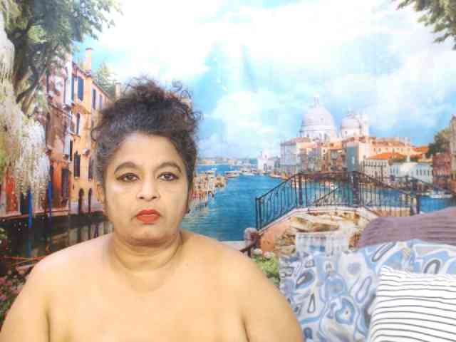 Indianstar75 webcam