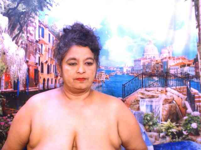 Indianstar75 webcam