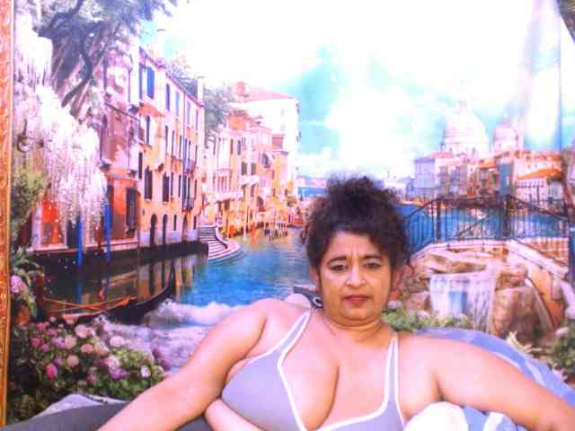 Indianstar75 webcam