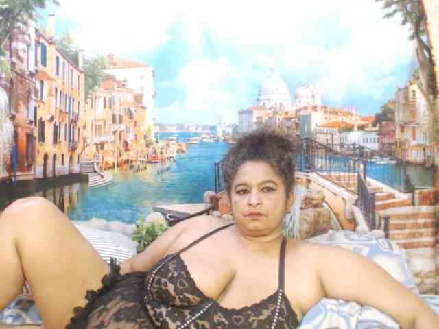 Indianstar75 webcam