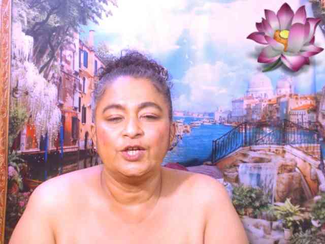 Indianstar75 webcam