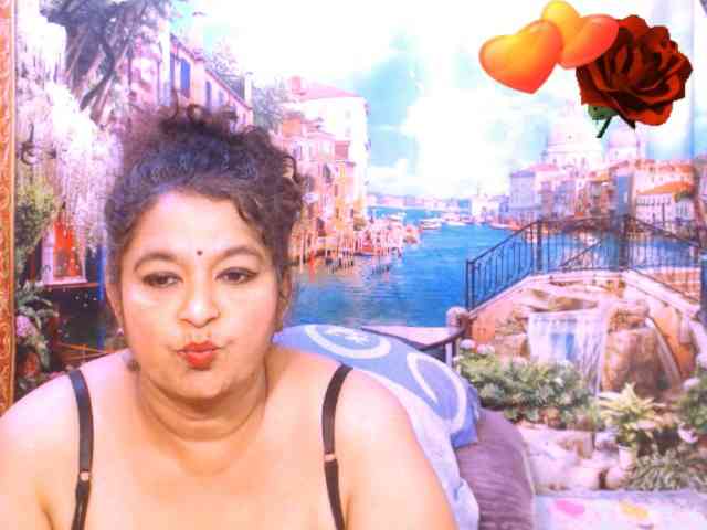 Indianstar75 webcam