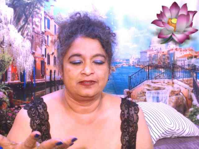 Indianstar75 webcam