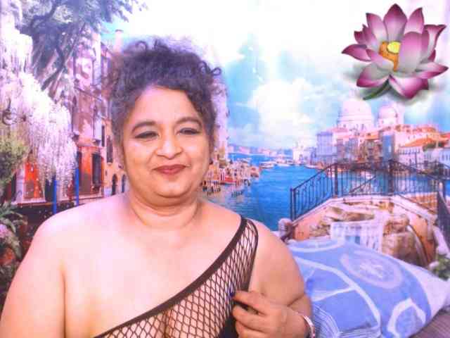 Indianstar75 webcam