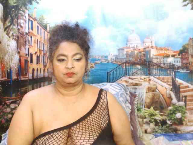 Indianstar75 webcam