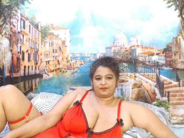 Indianstar75 webcam