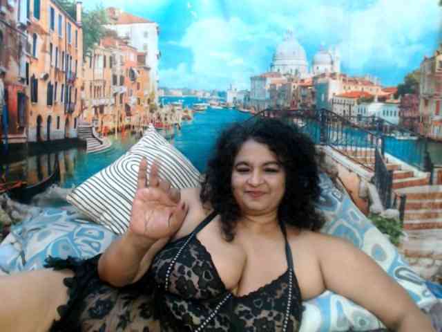 Indianstar75 webcam