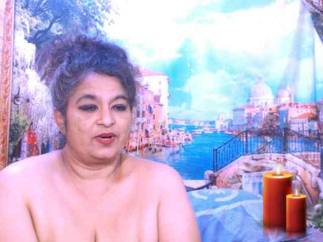 Indianstar75 webcam