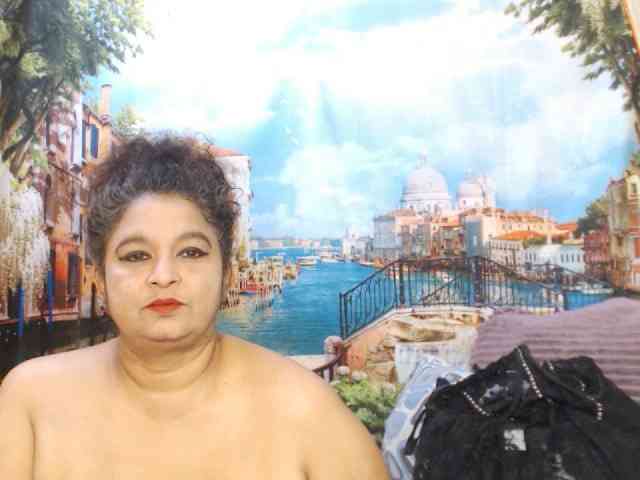 Indianstar75 webcam