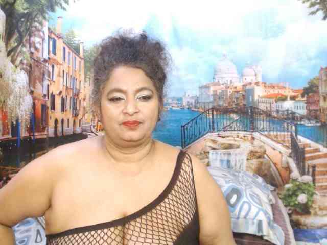 Indianstar75 webcam