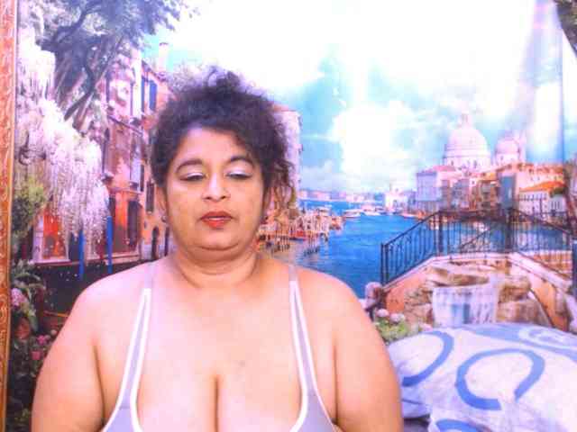 Indianstar75 webcam