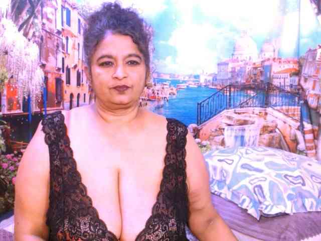 Indianstar75 webcam