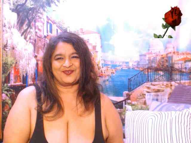 Indianstar75 webcam