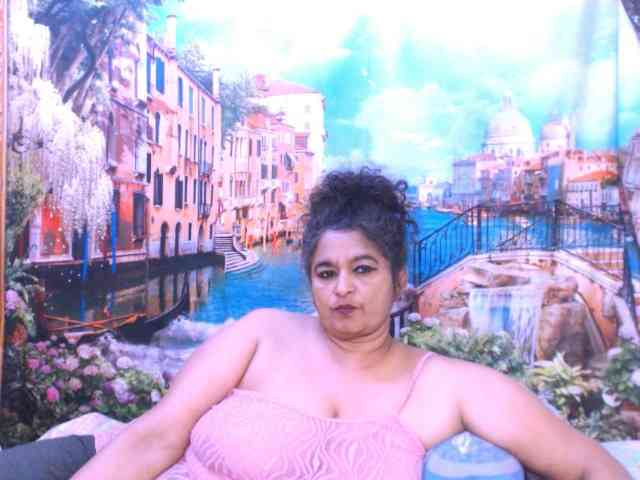 Indianstar75 webcam
