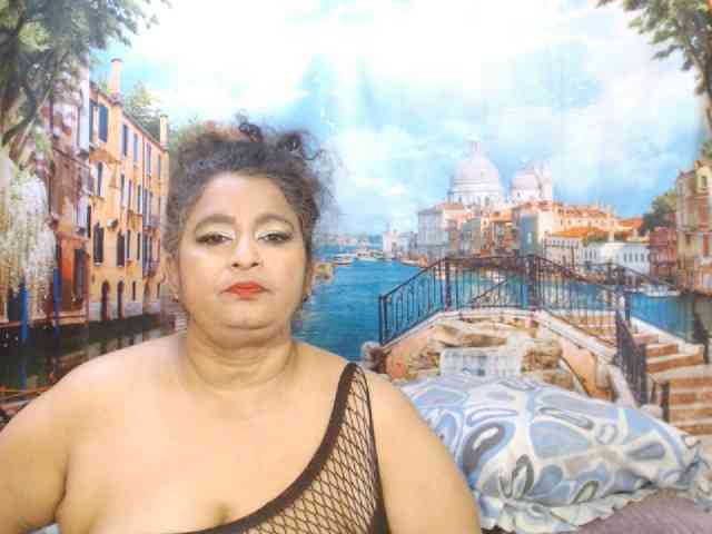 Indianstar75 webcam