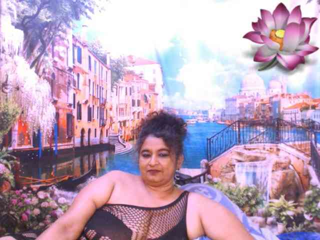 Indianstar75 webcam