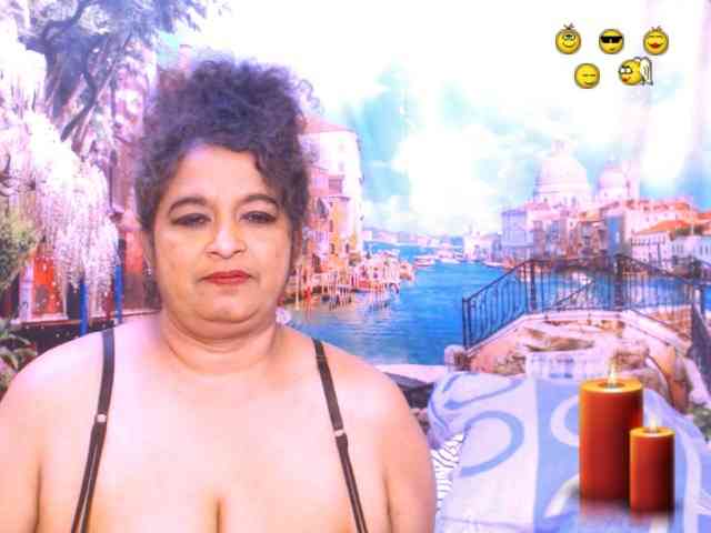 Indianstar75 webcam