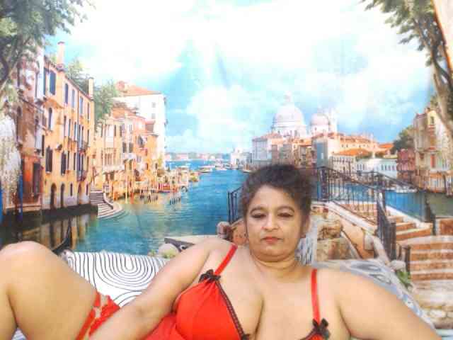 Indianstar75 webcam