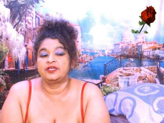 Indianstar75 webcam