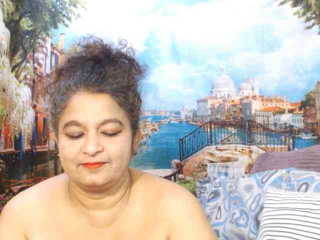 Indianstar75 webcam