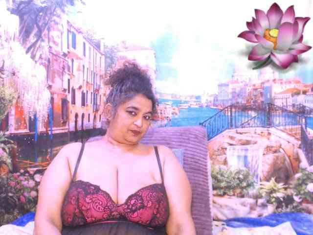 Indianstar75 webcam