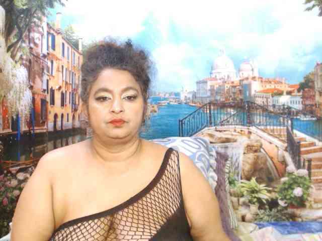 Indianstar75 webcam