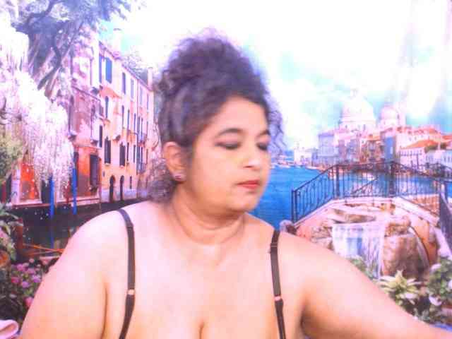 Indianstar75 webcam