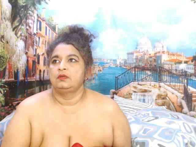 Indianstar75 webcam
