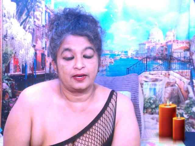 Indianstar75 webcam