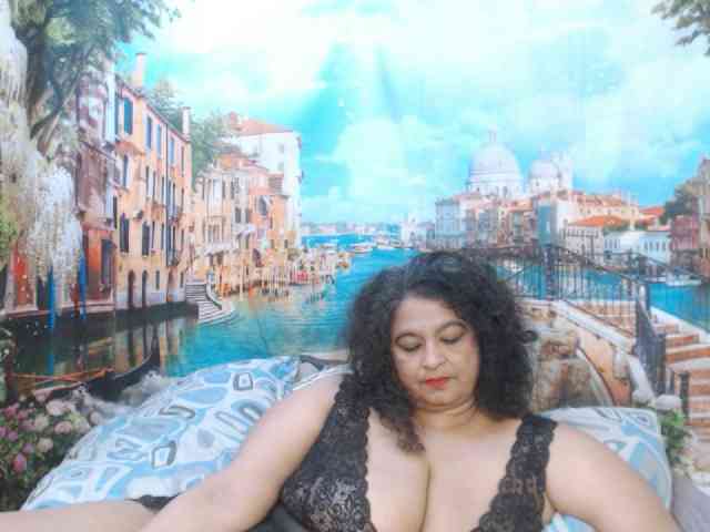 Indianstar75 webcam