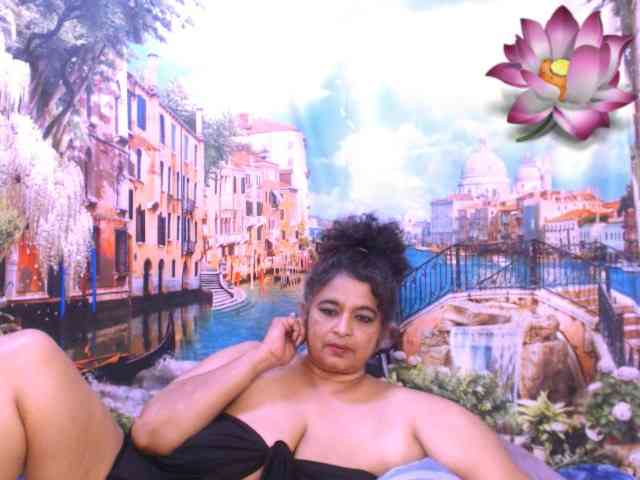 Indianstar75 webcam