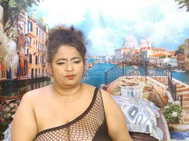 Indianstar75 webcam