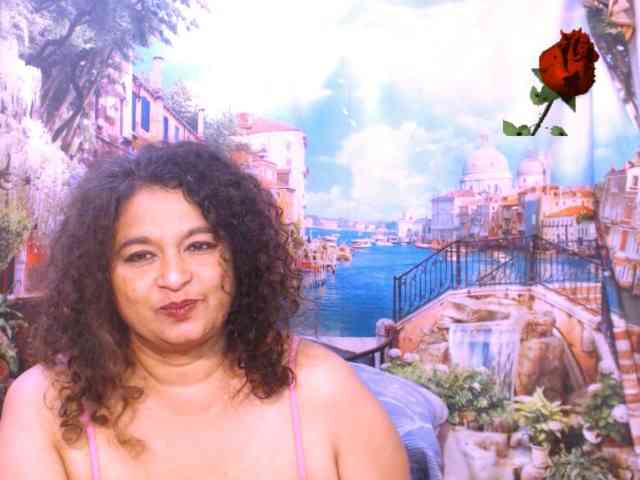 Indianstar75 webcam
