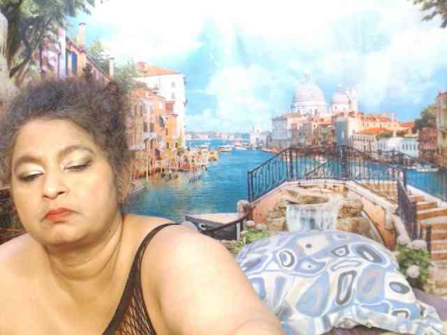 Indianstar75 webcam
