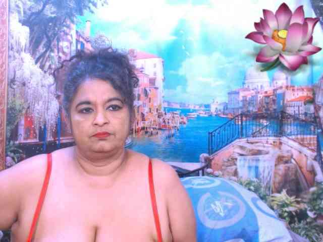 Indianstar75 webcam