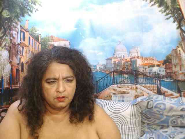 Indianstar75 webcam