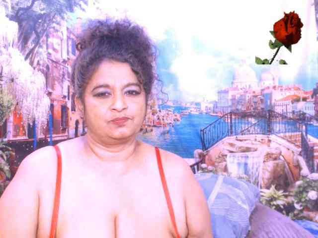 Indianstar75 webcam