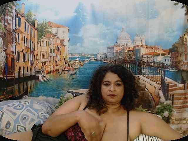 Indianstar75 webcam