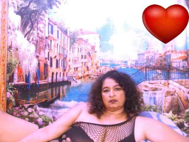 Indianstar75 webcam
