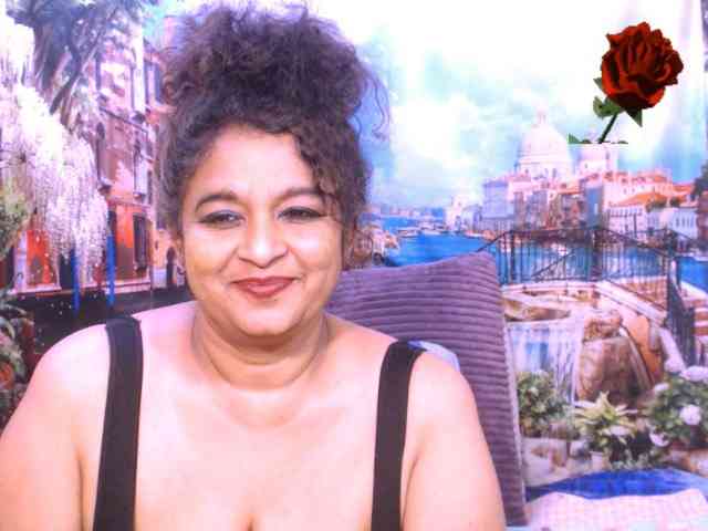 pvt chat Indianstar75