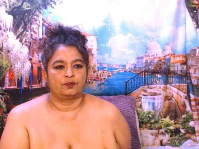 Indianstar75 webcam
