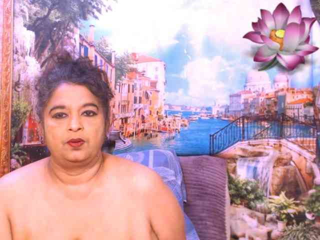 Indianstar75 webcam
