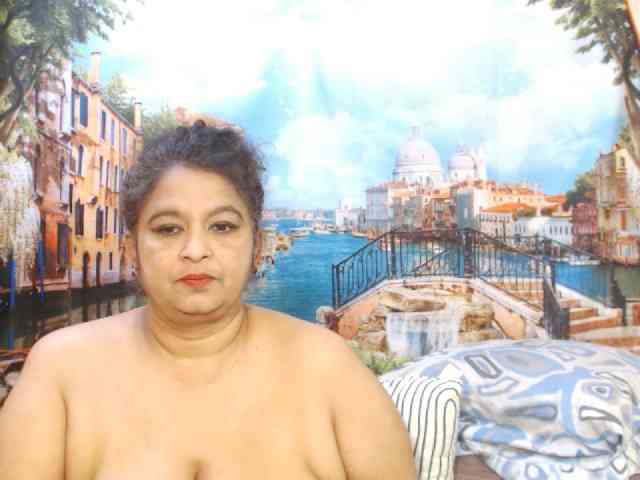 Indianstar75 webcam