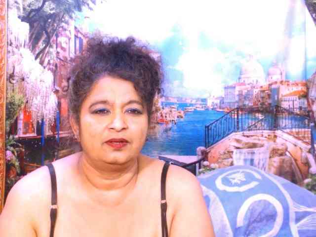 Indianstar75 webcam