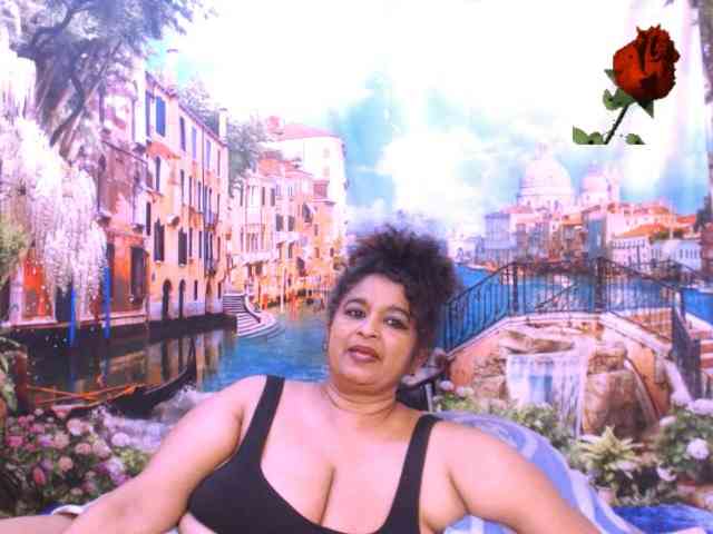 Indianstar75 webcam